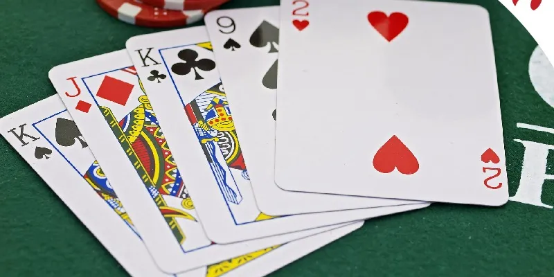 Tìm hiểu điểm thu hút của bài Tiến Lên